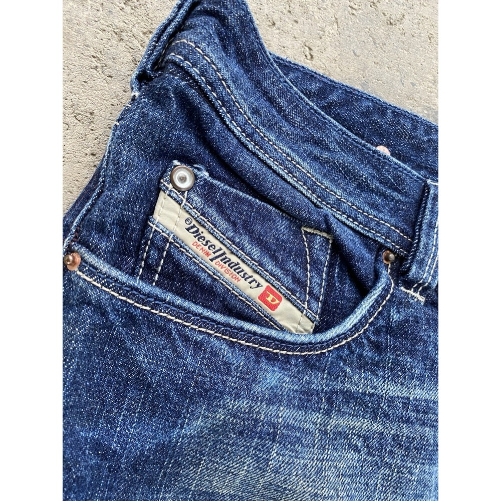 Vintage Y2K Diesel Industry Bootcut Denim Jeans EMBROIDERED Logo StreetwearFaded - Picture 9 of 13